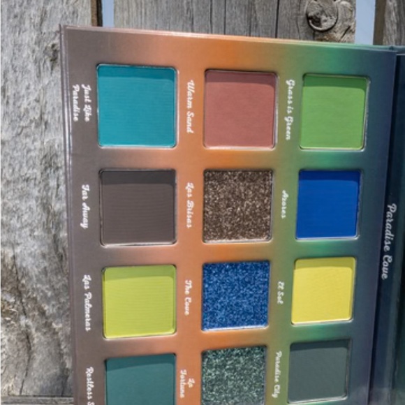 NEW Gourmande Girls / Ladybug Glow Paradise Cove Eyeshadow Palette - Picture 5 of 5